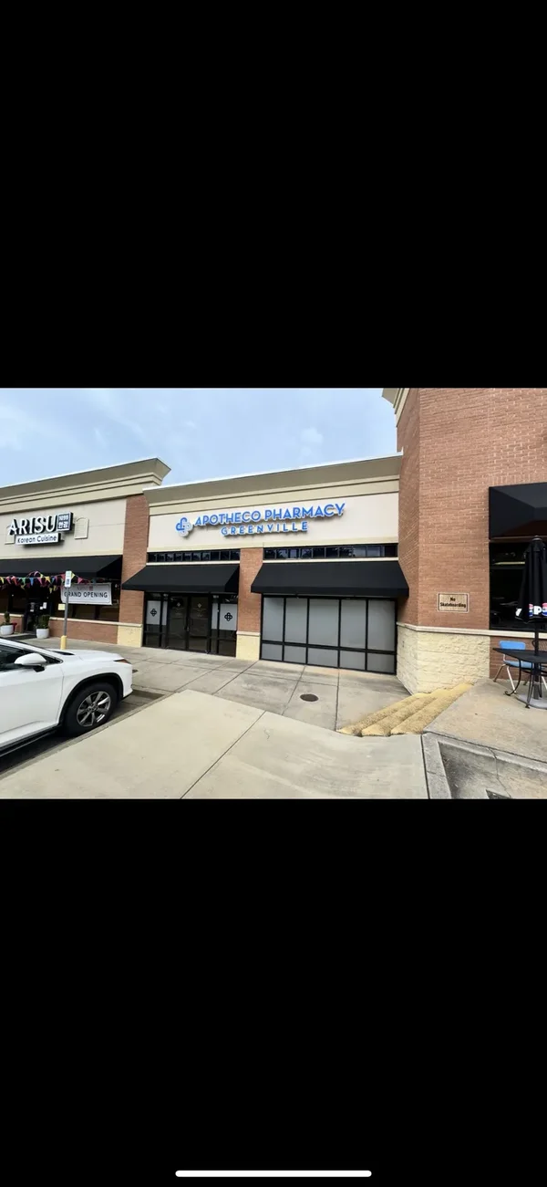 Drive-thru and retail pad site — QSR stacking, setbacks, and CO timeline