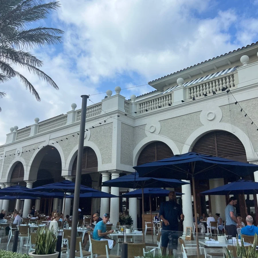 exterior restaurant painting