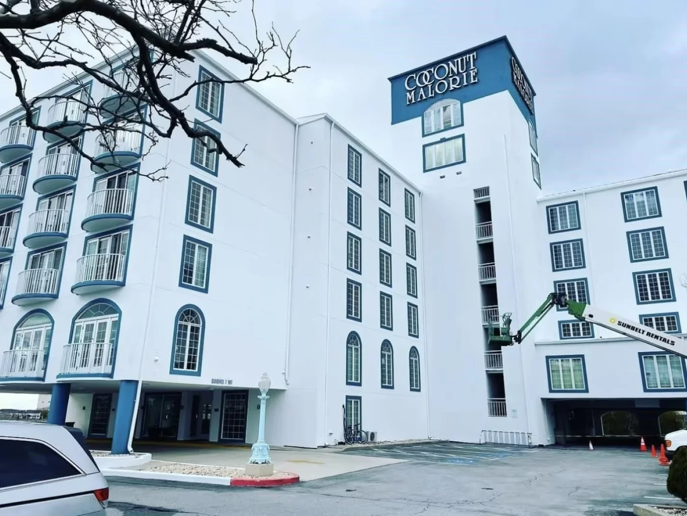 exterior view of the coconut malorie hotel before renovation